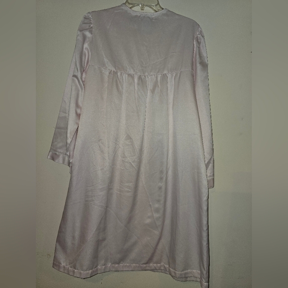 Vintage Collete by Miss Elaine Satiny Nightgown - Picture 4 of 14